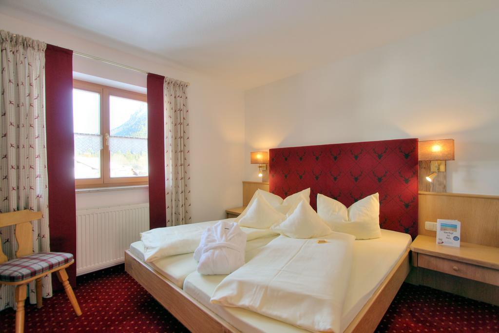 Landhotel Berghof Bad Hindelang Δωμάτιο φωτογραφία